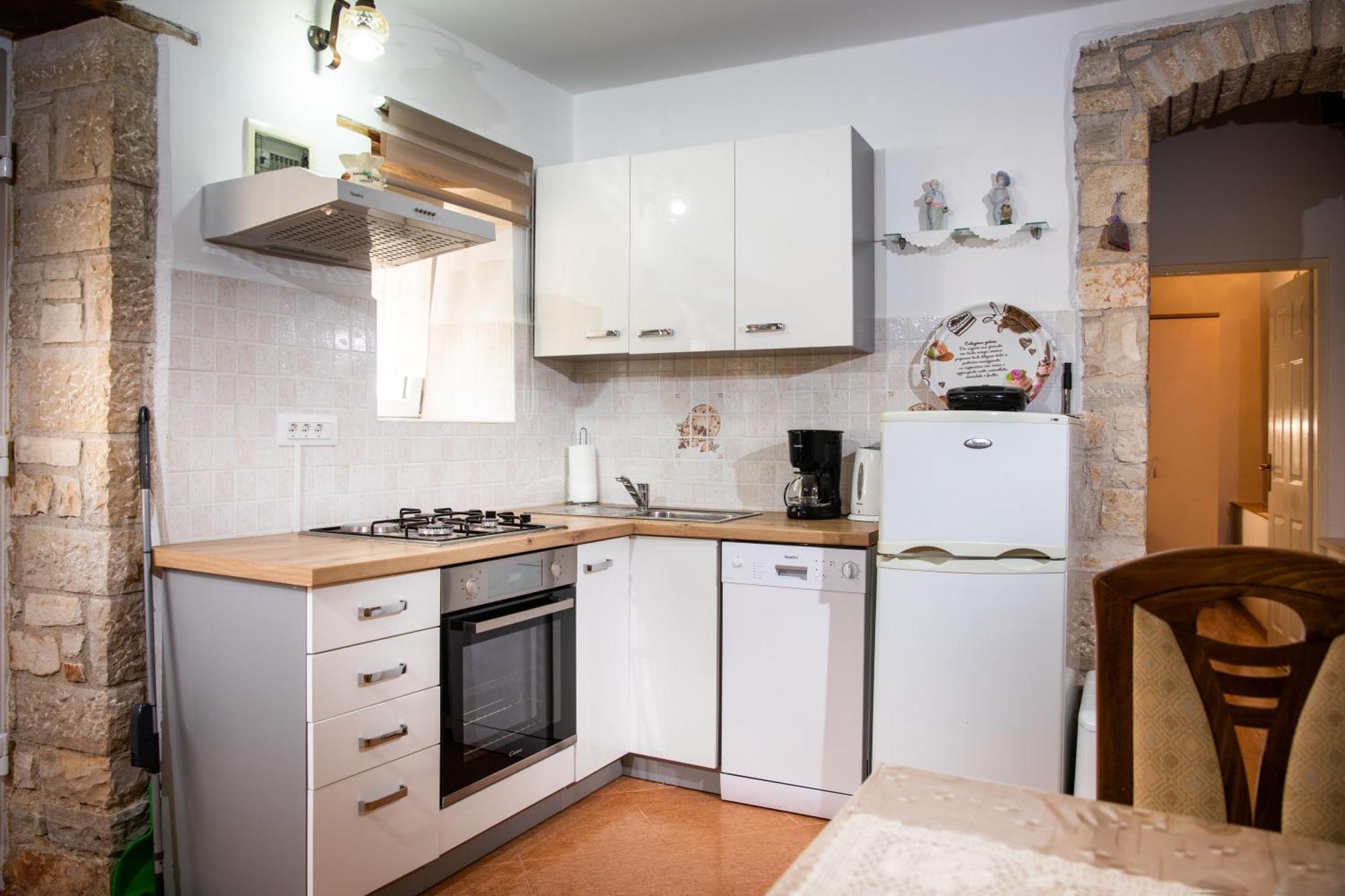 Apartments Faris Kanfanar Εξωτερικό φωτογραφία