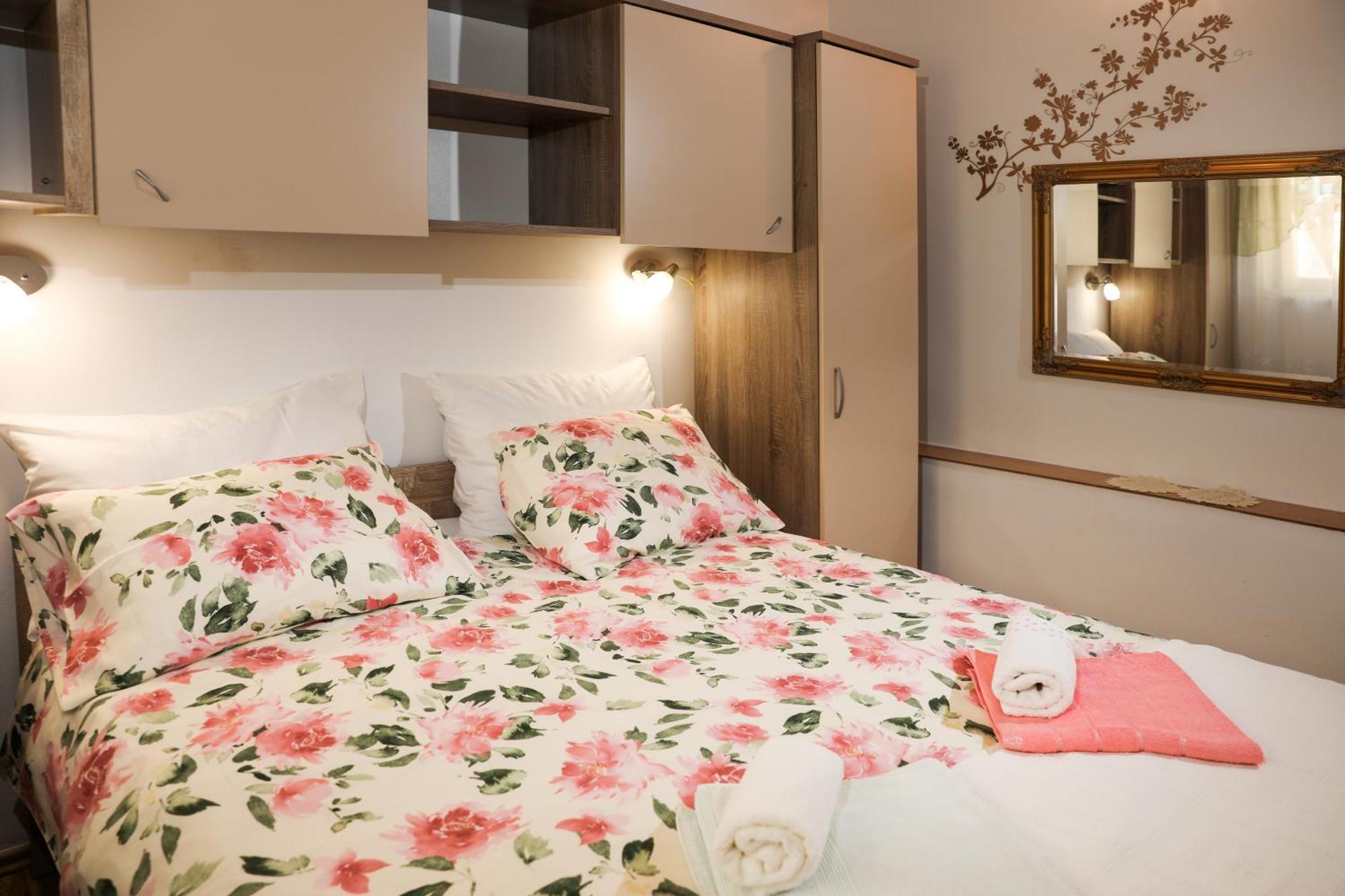 Apartments Faris Kanfanar Εξωτερικό φωτογραφία